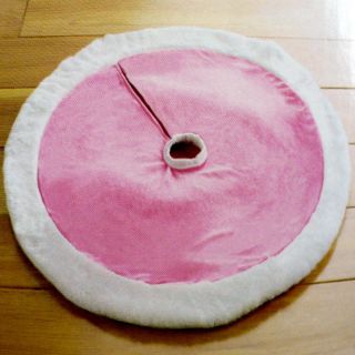CHRISTMAS TREE SKIRT / PINK with WHITE FAUX FUR TRIM / NEW