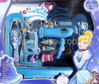 New 16 Piece Disney Cinderella Hair Care Accessory Girls Vanity Light
