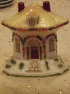 COALPORT Bone China THATCHED COTTAGE   MINIATURE COTTAGE Made in