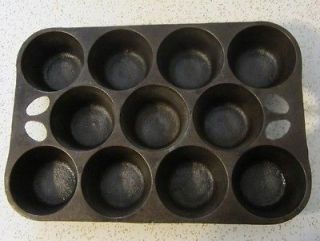 Griswold Wagne r Cast Iron 11 Cup Muffin Pan
