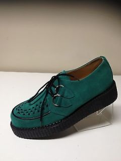 CREEPERS IN GREEN SUEDE ON A 1 SOLE AND D RING LACE UP FASTENING