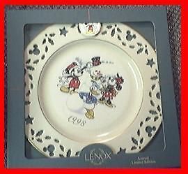 VINTAGE 1998 LENOX DISNEY MICKEY MOUSE & FRIENDS WINTER HOLIDAY