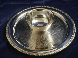 Vintage Oneida Silver Plated Serving Platter w Attched Dip Bowl