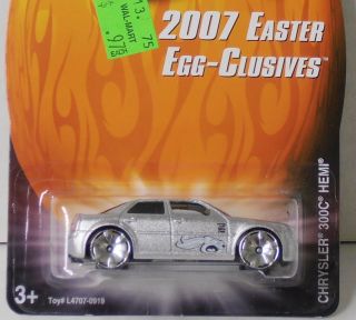 Hot Wheels 2007 Easter Egg Clusives Chrysler 300C Hemi 1 64 Scale NIP