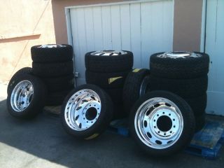 Custom 24 Dually Wheels Tires and Accessories