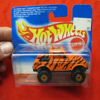 RARE 1995 Mattel Hot Wheels Orange Street Roader