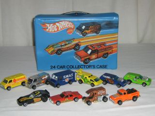 Lot of 10 Vintage 1970s Hot Wheels and 1975 Collectorss Case