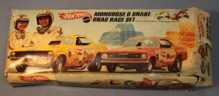 Hot Wheels 1969 Mongoose Snake Drag Race Set