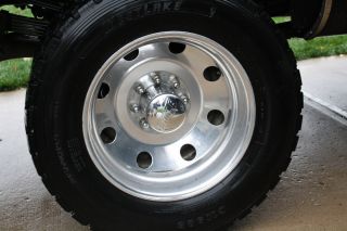 19 5 Alcoa Wheels and 245 75 19 5 Tires