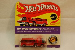 Hot Wheels Redline Heavyweights Fire Engine Red Mint Carded MOC / BP