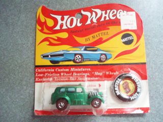 Vintage Hot Wheels 1969 Green Cockney Cab Redline w collector Button