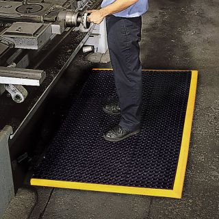 Notrax Safety Stance Drainage Mat   3 Sided Border   28X40   Black With Orange Border   26x40