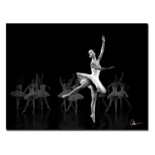 Trademark Global Inc Dancers III Canvas Art by Mha Guerra   Black/White   MG071 