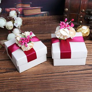 White Square Favor Boxes With Red Flower Top   Set of 12