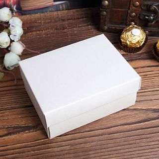 Ivory Pearl Paper Favor Boxes   Set of 12