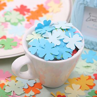 Clover Shaped Paper Confetti   Pack of 350 Pieces (Random Color)